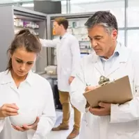 Pharmacy Technician Training: Guide to a Fulfilling Career