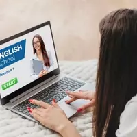 A Comprehensive Overview of Online Language Courses