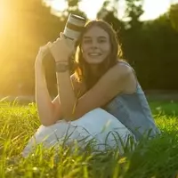 Photography Schools: Educational Focus, Core Curriculum, and Professional Context