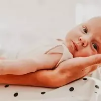Understanding Infant Vision Development: A Monthly Progression