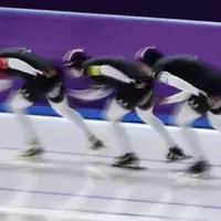 Innovative 'Bump Drafting' Technique Propels U.S. Speed Skaters in Team Pursuit