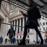 Wall Street Bets on Tariff Refunds After Supreme Court Ruling