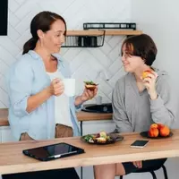 Fostering Healthy Eating Habits in Adolescents